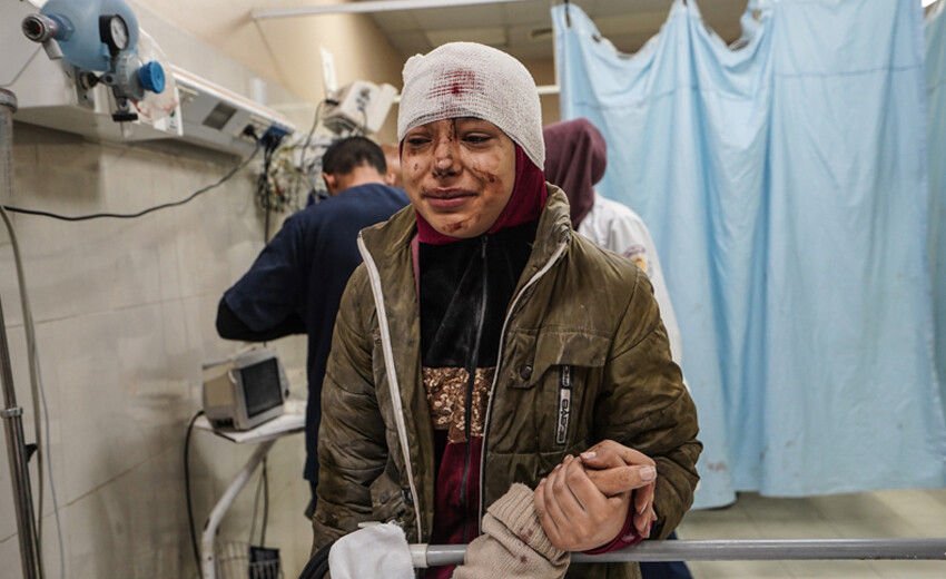 Mescid-i Aksa'da zulüm altında 12. cuma! İsrail askerlerinden Müslümanlara biber gazlı müdahale