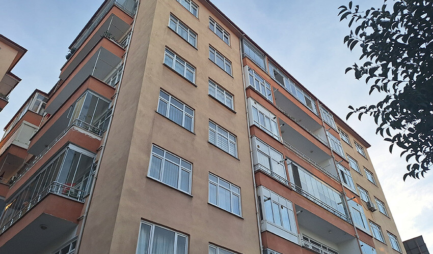 Trabzon'da kahreden olay! Yaşlı adam engelli kızını da öldürüp intihar etti Trabzon'da kahreden olay! Yaşlı adam engelli kızını da öldürüp intihar etti