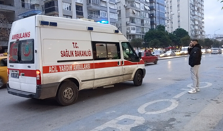 İzmir'de yürüyen merdiven tersine döndü! Korku dolu olayda 5 kişi yaralandı İzmir'de yürüyen merdiven tersine döndü! Korku dolu olayda 5 kişi yaralandı