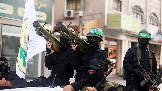 Kassam Tugayları, İsrail askerlerine saldırdıkları yeni görüntüleri paylaştı Kassam Tugayları, İsrail askerlerine saldırdıkları yeni görüntüleri paylaştı