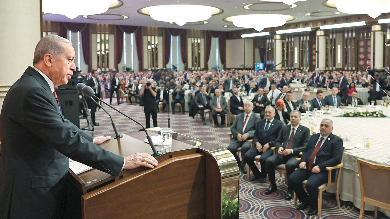 Muhtarlara süper haklar! Yasa değil adeta piyango... Yıllık izin, ücretsiz seyahat, ödenek...