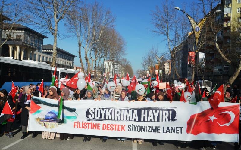 Hamas ile İsrail arasında ateşkes ve rehine takası konusunda yeni anlaşma sağlandığı iddia edildi Hamas ile İsrail arasında ateşkes ve rehine takası konusunda yeni anlaşma sağlandığı iddia edildi