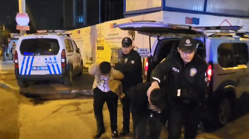 Kurye gibi gelip ev sahibine dehşeti yaşattılar! El ve ayaklarını bağladıktan sonra...