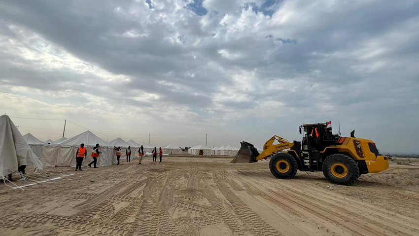 Gazzeliler çadır kentlere mahkum... Bombaların yok ettiği kente de kuruldu Gazzeliler çadır kentlere mahkum... Bombaların yok ettiği kente de kuruldu
