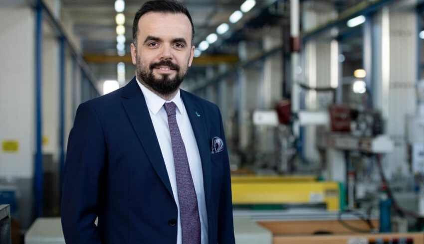 Fabrikadan vazgeçti araziyi kiraya verdi! Fabrikadan vazgeçti araziyi kiraya verdi!