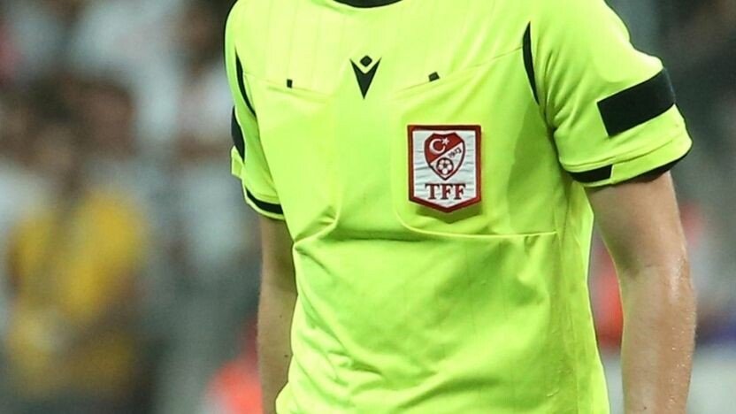 TFF'den hakem hamlesi! 2024 yılının Süper Lig hakemleri kimler oldu? Hangi hakemlerin görevi düşürüldü?