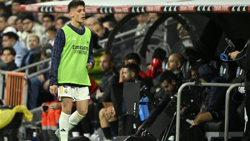 Arda Güler'in dün gece neden oynamadığı ortaya çıktı! Kral Kupası'nda ilk 11'de başlayacak Arda Güler'in dün gece neden oynamadığı ortaya çıktı! Kral Kupası'nda ilk 11'de başlayacak