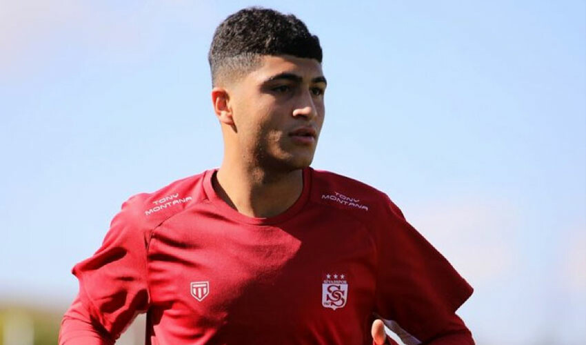 Batman'da yetişti İngiliz devine transfer oluyor, Sivassporlu Yunus Emre Konak 5 milyon Euro'ya imza atacak