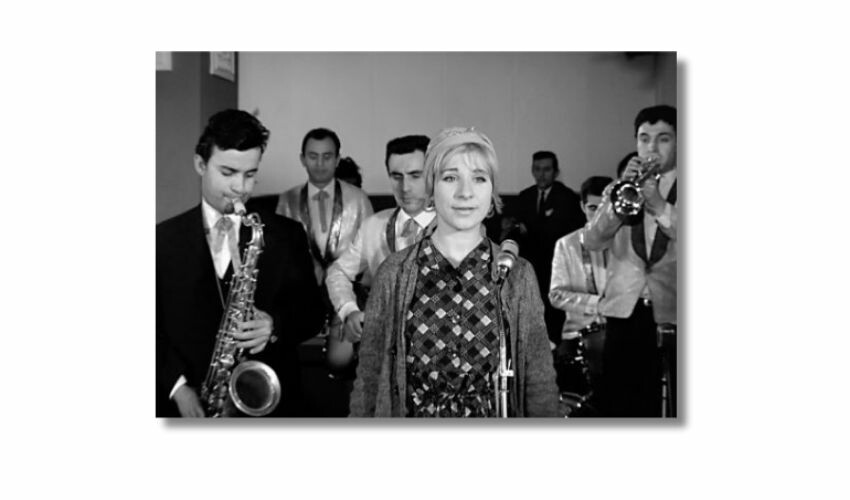 Ah güzel İstanbul senden bir Ayla Algan geçti