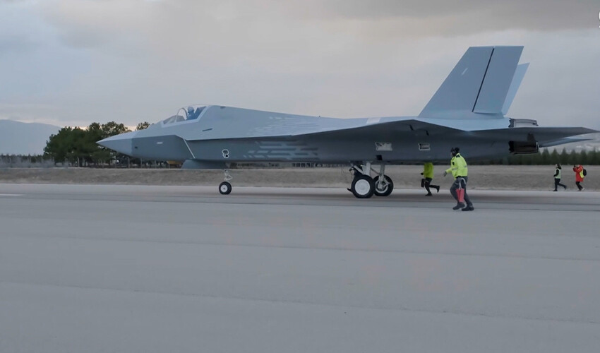 Türkiye'nin milli kanatları dünyaya açılıyor milli muharip uçak kaan