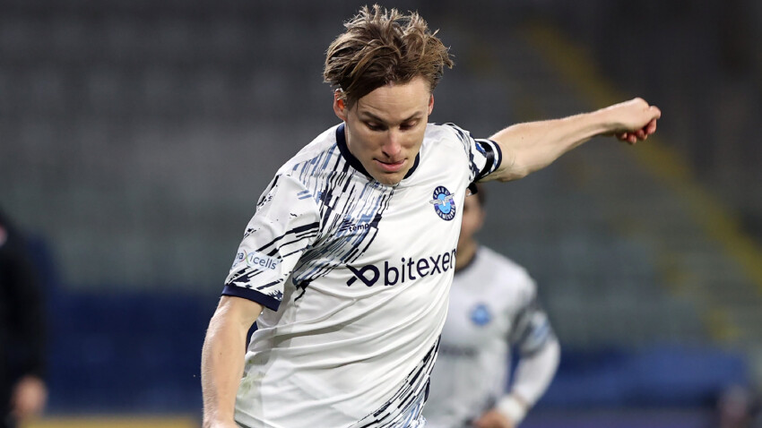 Adana Demirspor Jonas Svensson ile yolların ayrıldığını açıkladı Adana Demirspor Jonas Svensson ile yolların ayrıldığını açıkladı
