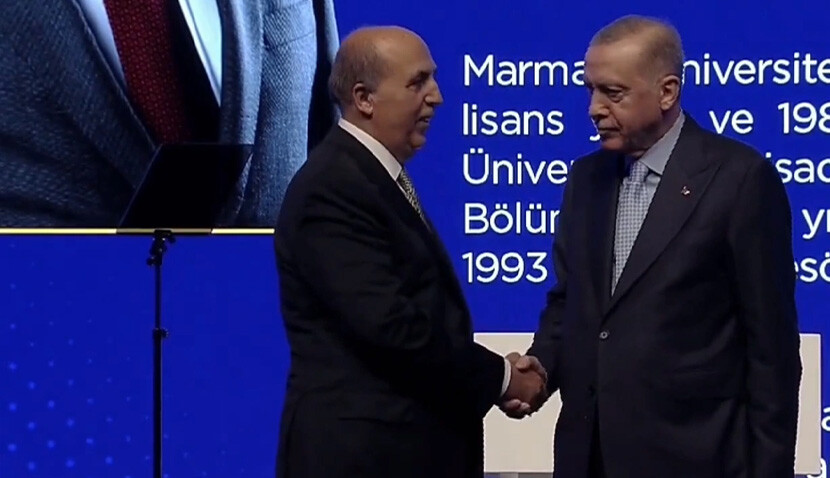 Eski CHP'li Aydın Ayaydın, AK Parti Muğla Büyükşehir Belediye Başkan adayı oldu! Aydın Ayaydın kimdir? Eski CHP'li Aydın Ayaydın, AK Parti Muğla Büyükşehir Belediye Başkanı adayı oldu! Aydın Ayaydın kimdir?