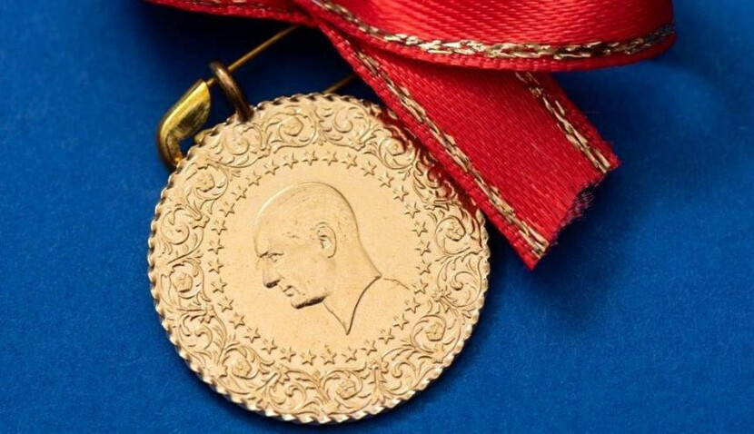 Altınlar 'yastık altından' çıkacak, Cevdet Yılmaz yeni çalışmayı duyurdu