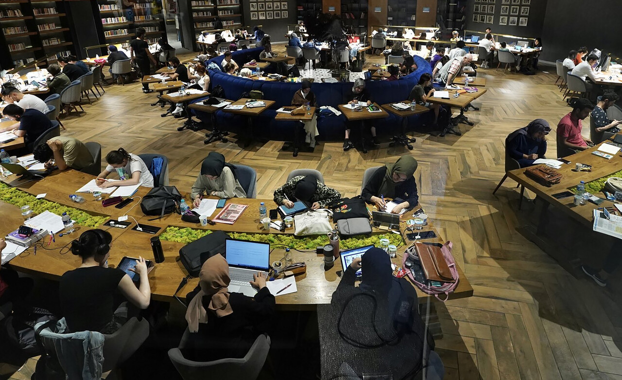 Murat Kurum'un ilk yapacağı projeyi bu sözlerle açıkladı: 39 ilçeye yapılacak, 7/24 açık olacak