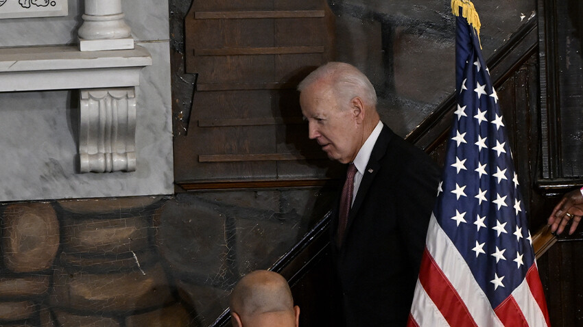Biden'a kilisede Gazze protestosu