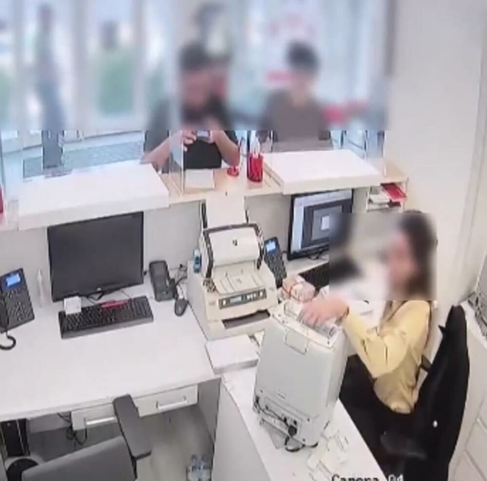 'Sibergöz' operasyonu: Çete üyelerinin 'müstehcen fotoğraf' şantajı çöktü!