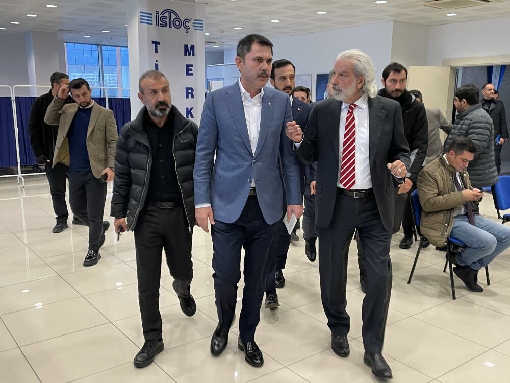 İstanbul trafiği için harekete geçti! Murat Kurum: Mahmutbey kavşağındaki yükü azaltacağız