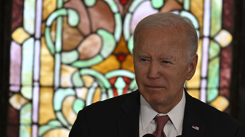 Biden'a kilisede Gazze protestosu