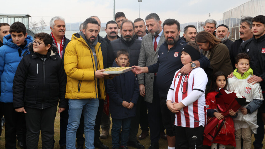 Sivasspor - Galatasaray maçı öncesi Bülent Uygun'dan  Sivasspor - Galatasaray maçı öncesi Bülent Uygun'dan