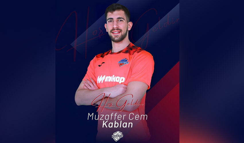 Fatih Karagümrük'te ayrılık! Cem Kablan'ın yeni adresi Trabzon oldu Fatih Karagümrük'te ayrılık! Cem Kablan'ın yeni adresi Trabzon oldu