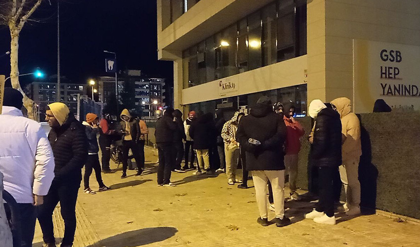 Çorum’da korkutan deprem, vatandaşları sokağa döktü!