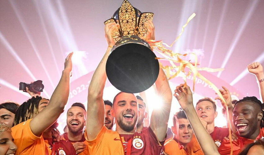 Galatasaray'dan sürpriz karar! Okan Buruk, Türk futbolcuyu İstanbul'a geri çağırdı