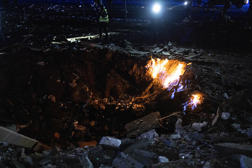 Ukrayna'da Türk gazetecilerin kaldığı otel füzelerin hedefi oldu!