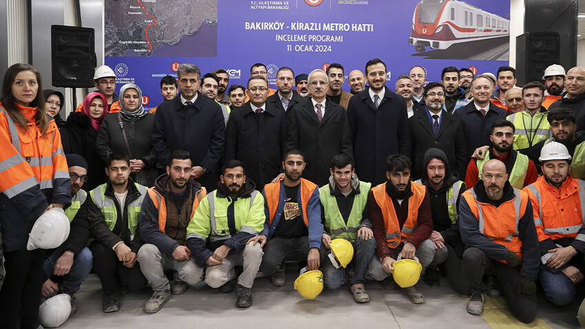 İstanbul'a yeni metroda tarih belli oldu, günde 1 milyon yolcu taşıyacak İstanbul'a yeni metroda tarih belli oldu, günde 1 milyon yolcu taşıyacak