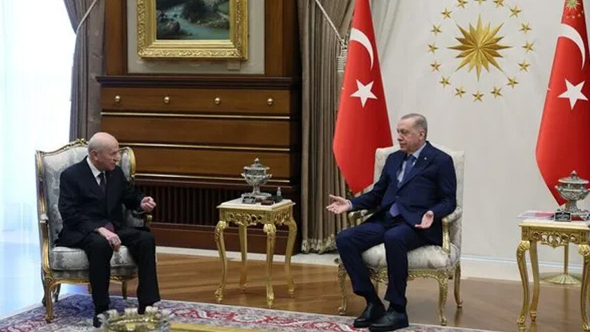 Külliye'de sürpriz zirve: Erdoğan, Bahçeli ile görüştü