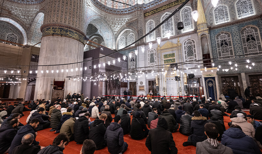 İslam alemi mukaddes aylara buruk giriyor...