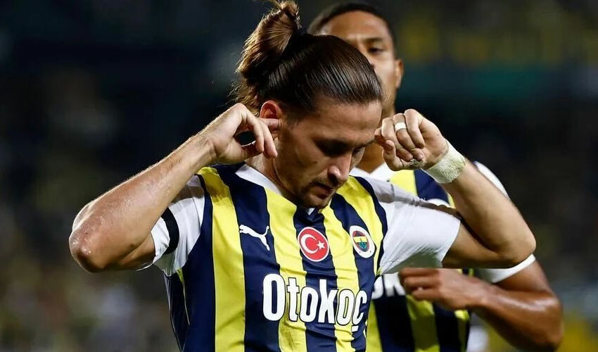 Fenerbahçe'de moralleri bozan sakatlık! Yıldız oyuncunun arka adalesi yırtıldı