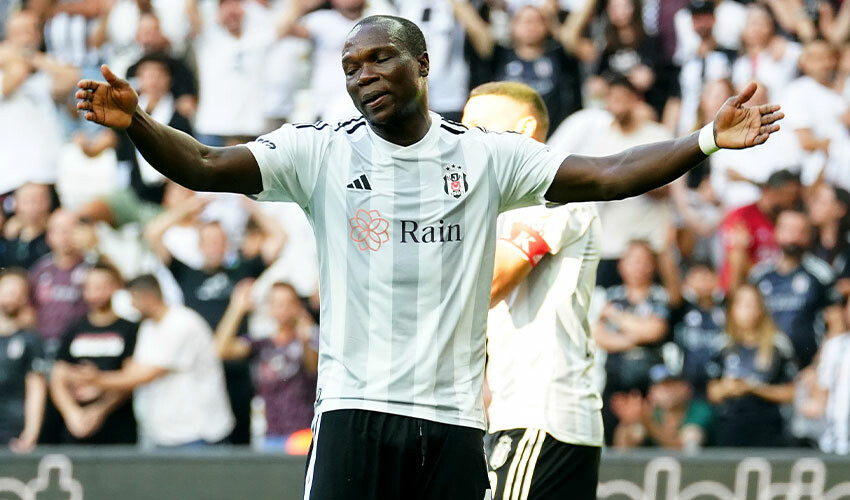 Beşiktaş'ta yabancı operasyonu! Hasan Arat yeni kural sonrası harekete geçti