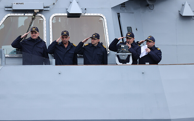 Deniz Kuvvetleri'nden Doğu Akdeniz’de nefes kesen tatbikat, SAT timi adayı böyle ele geçirdi