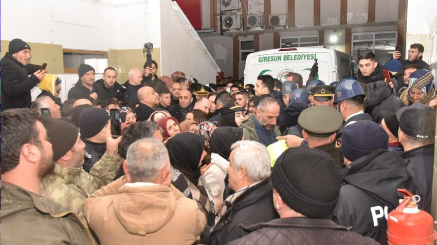 Türkiye kahraman şehitlerini dualarla son yolculuğuna uğurluyor