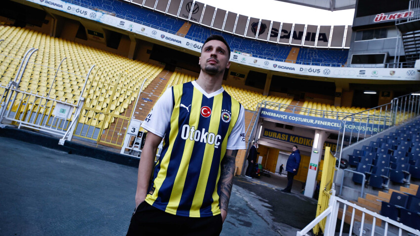 Fenerbahçe Rade Krunic transferini açıkladı