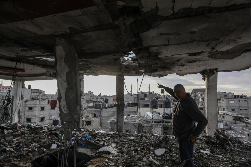 İsrail'den katliama '4 saatlik ara' İsrail'den katliama '4 saatlik ara'