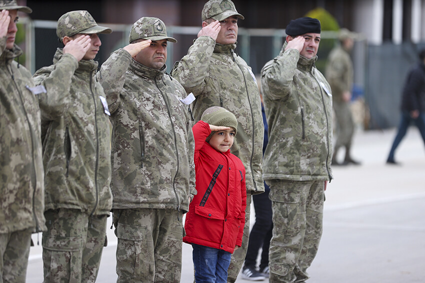 Şehitlerin yürek burkan hikayeleri Türkiye'yi ağlattı