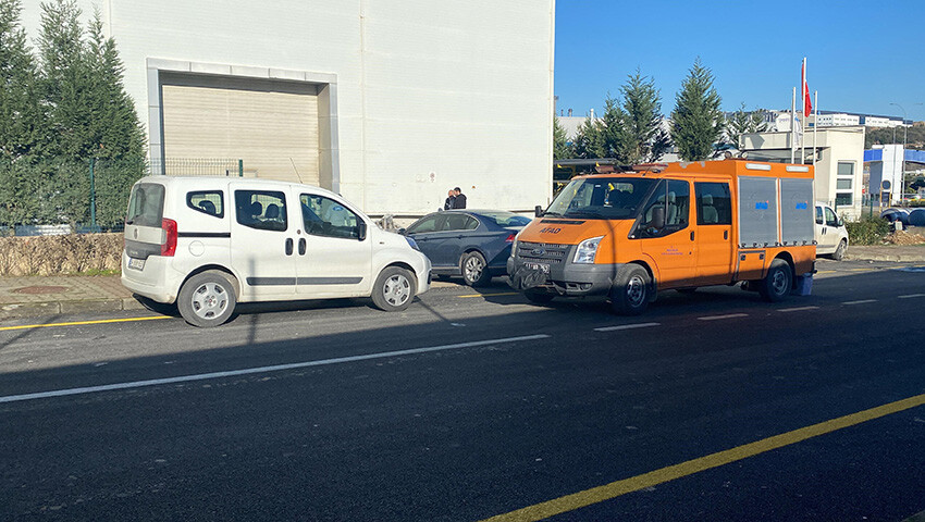 Kocaeli'de alarma geçiren turuncu bulutlar