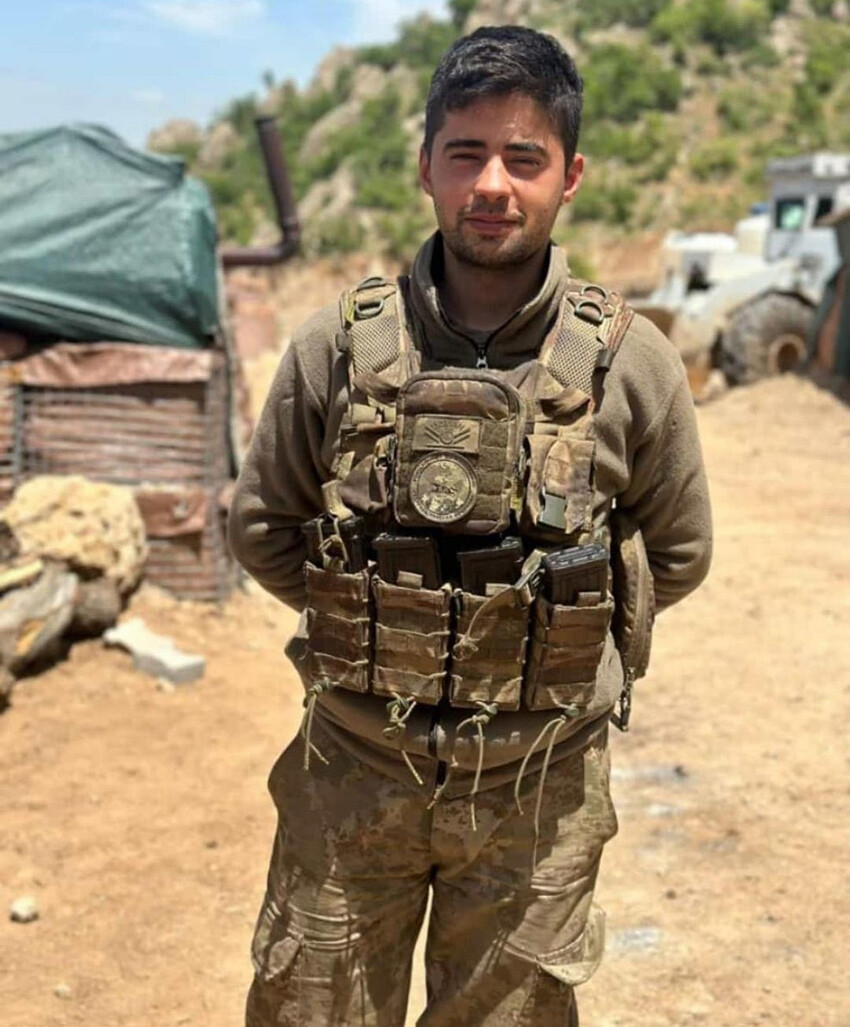 Şehitlerin yürek burkan hikayeleri Türkiye'yi ağlattı