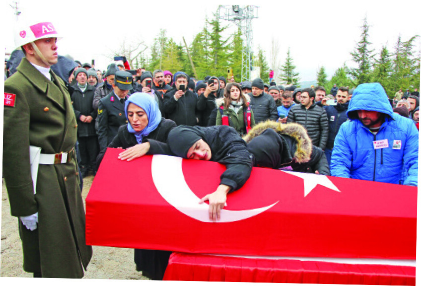 Şehitlerin yürek burkan hikayeleri Türkiye'yi ağlattı