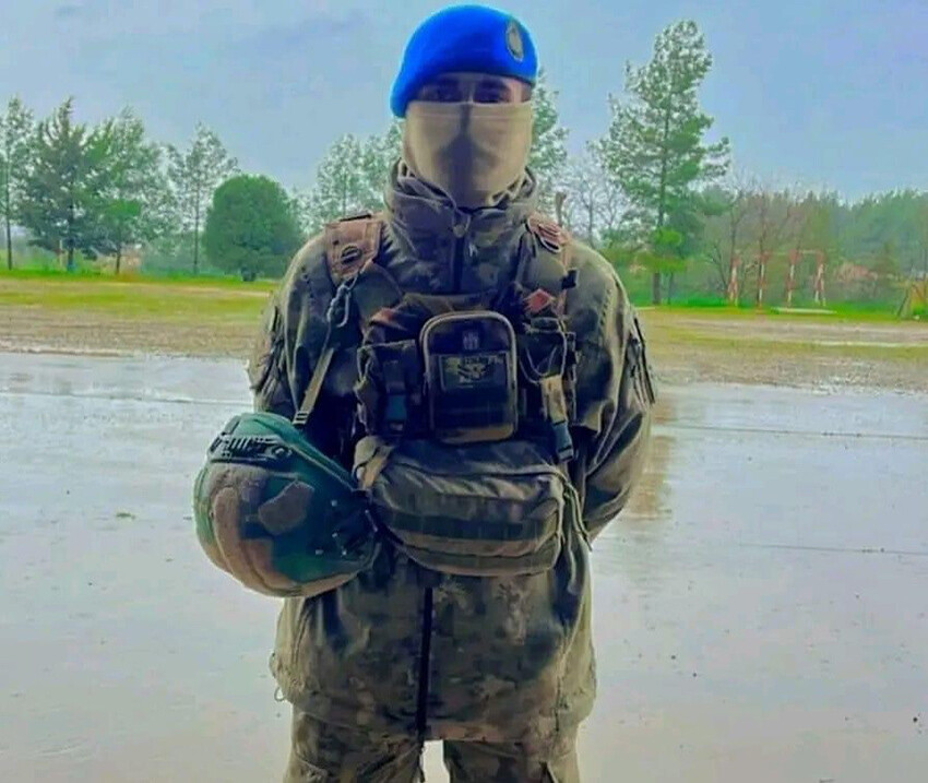 Şehitlerin yürek burkan hikayeleri Türkiye'yi ağlattı