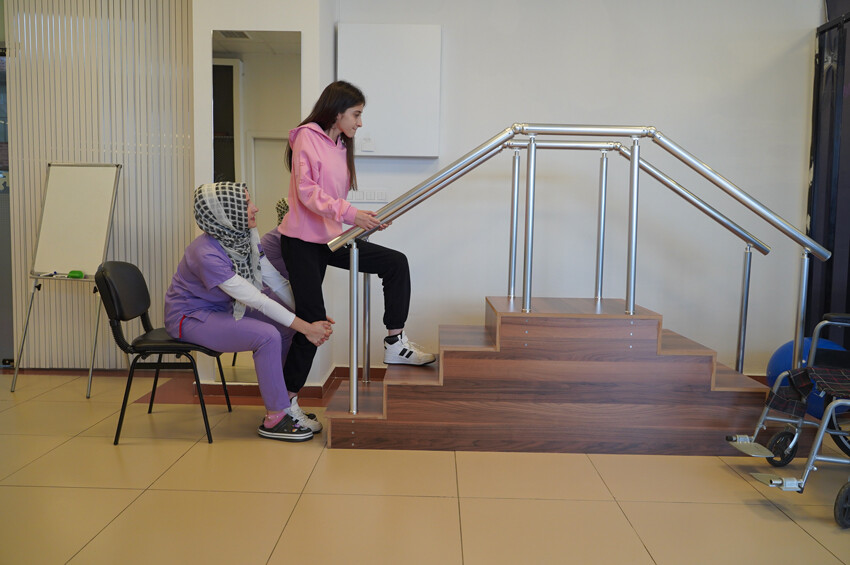 'Ebrar mezarlığı'ndan kurtarılmıştı, Ayşe Sudem 9 ay sonra ilk adımlarını attı