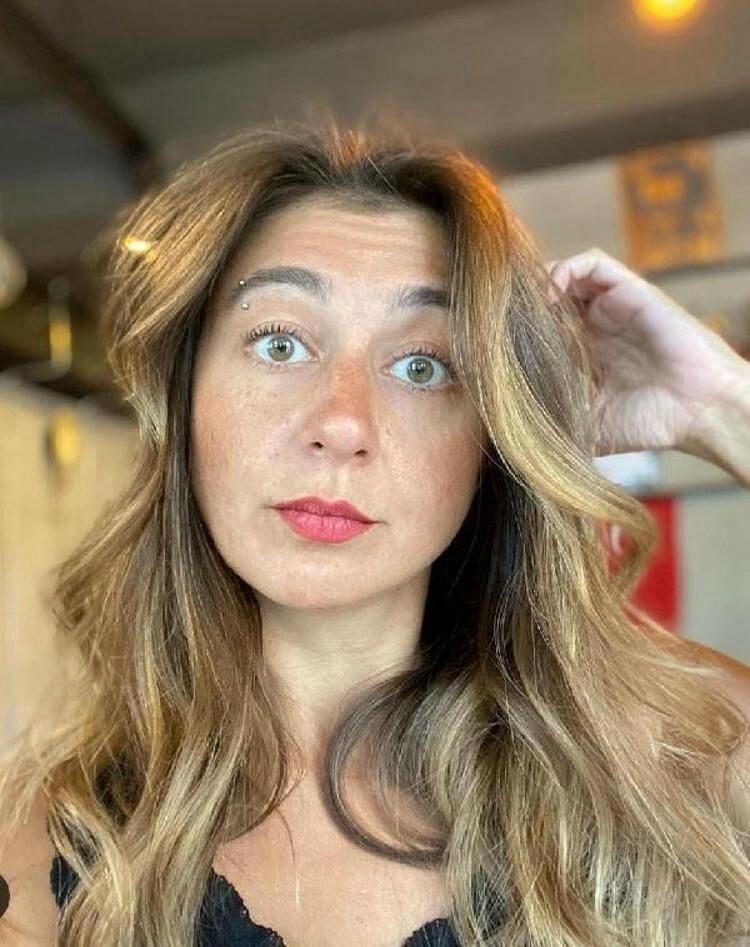 İstanbul Beşiktaş’ta Şehit kızı Nazlı Hilal Yalman elektrikli sobadan çıkan yangında hayatını kaybetti.