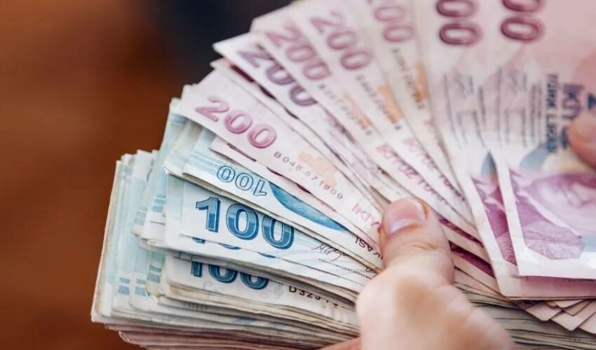 Emeklilerin alacağı ek zamda dikkat çeken tahmin! SGK uzmanı tarih vererek açıkladı
