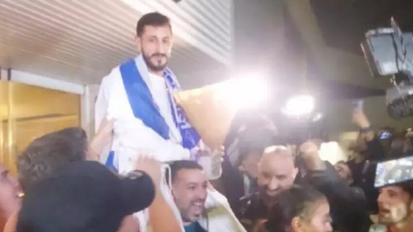 Türkiye'yi terk eden siyonist futbolcu Jehezkel'e İsrail'de 'kahraman gibi' karşılama