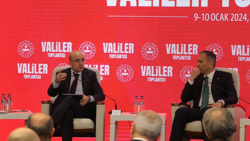 Bakan Şimşek'ten valilere tasarruf uyarısı: Bu para babamızın parası değil Bakan Şimşek'ten valilere tasarruf uyarısı: Bu para babamızın parası değil