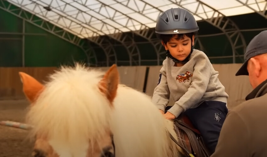 Turan ailesine yeni ‘bebe’ Oğulları mutluluktan havalara uçtu