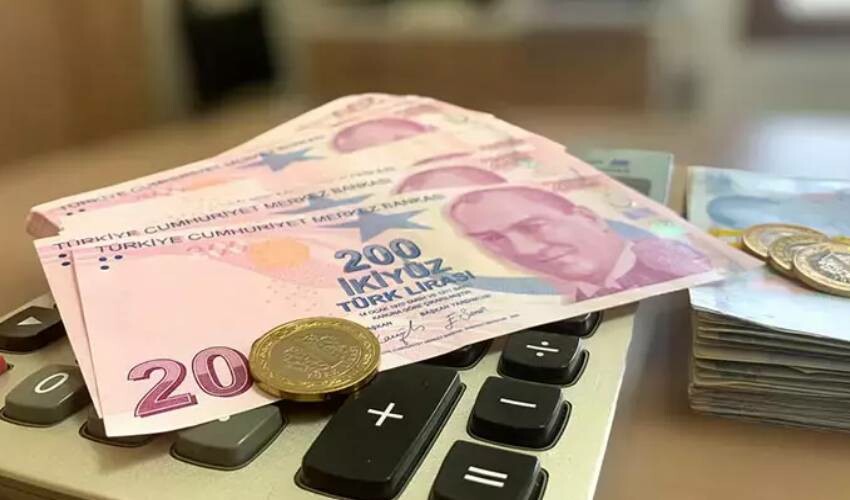 Emekli maaşı alanlar dikkat! Ek zam formülleri Cumhurbaşkanı Erdoğan'ın masasında, emekli maaşlarına ne kadar zam gelecek?