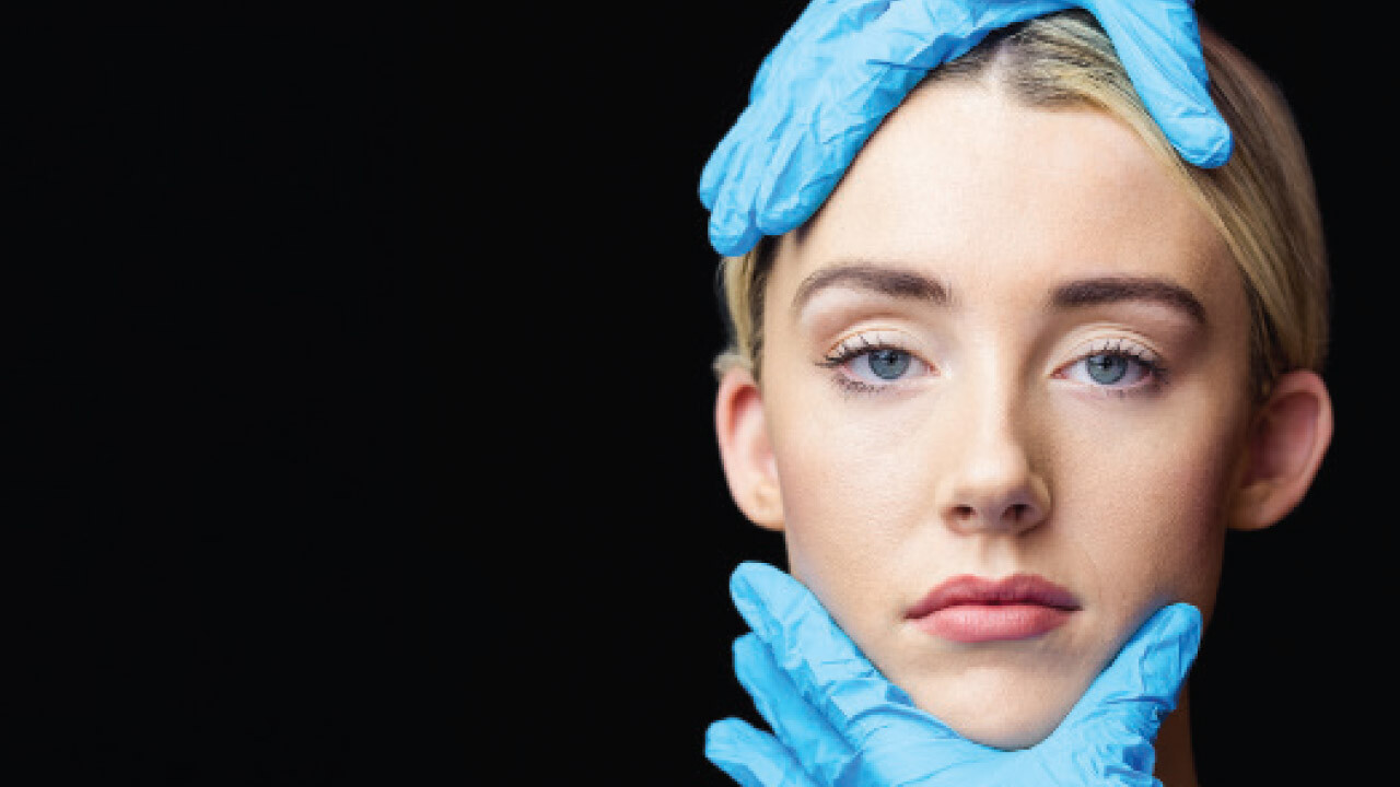 Estetik genelgesi tıp dünyasını ikiye böldü! Uzmanlar yeni yönetmelikte anlaşamadı Medikal Estetik Derneği Başkanı Dr. Yasemin Savaş uyardı: Abartılı estetik  halk sağlığı problemi oldu | Türkiye Gazetesi