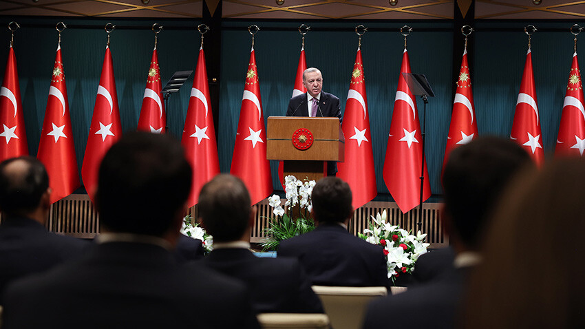 Yeni emekli maaşları zaman yatacak? İşte SSK ve Bağ-Kur emeklisi için ek zamlı kalem kalem hesaplama